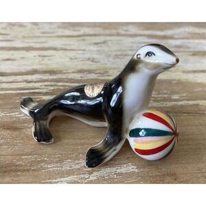 Vintage ceramic bone china animal seal w/ striped ball Hi Style by Bridge Japan